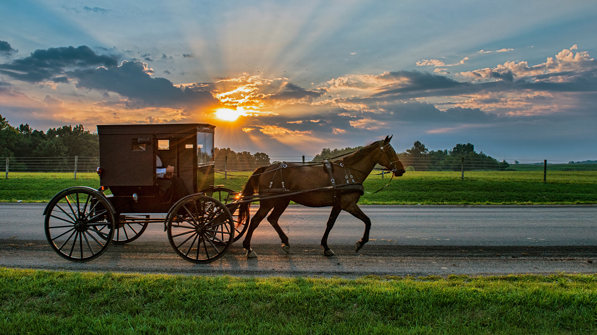 Amish Country Backroads