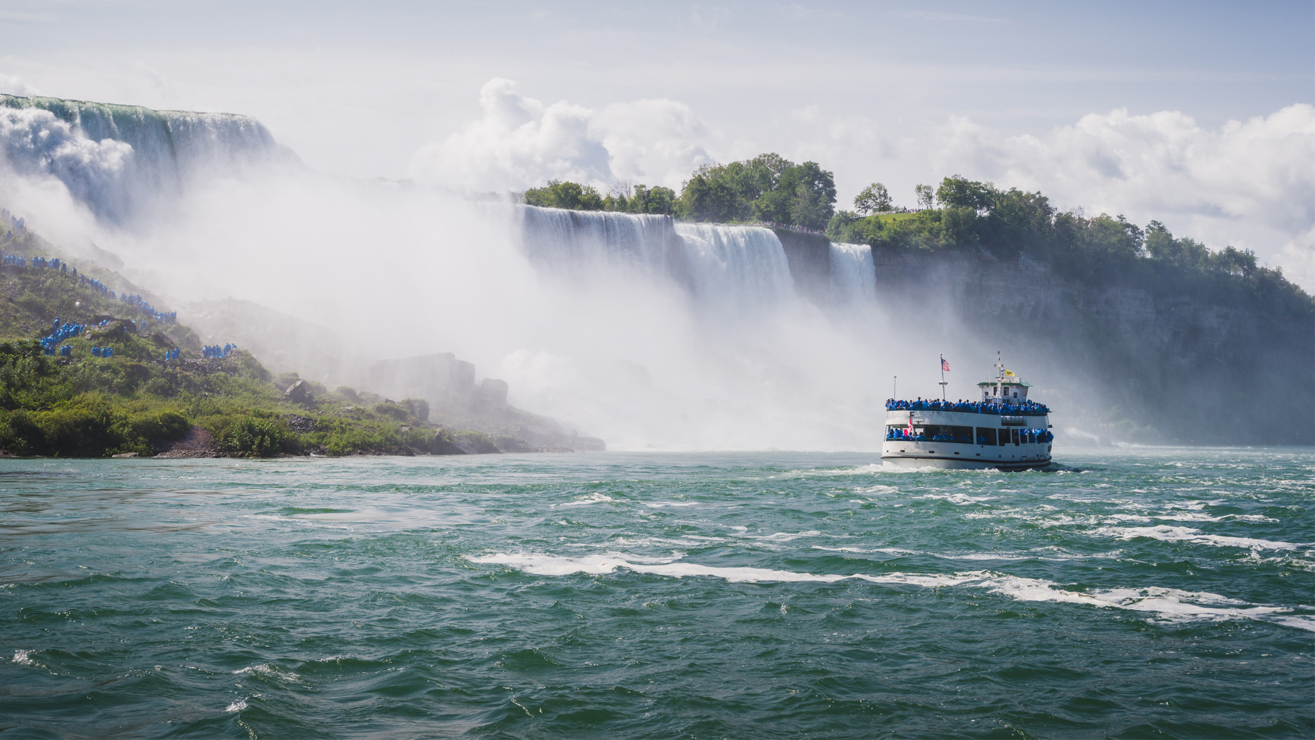 Niagara Falls by Coach