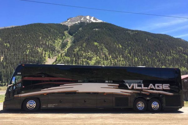 Charter bus rental