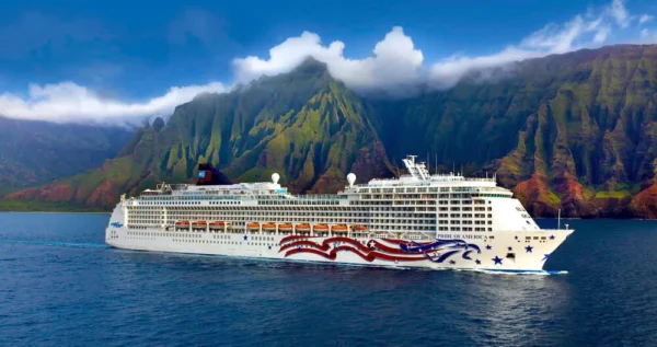 Hawaii Cruise Ship
