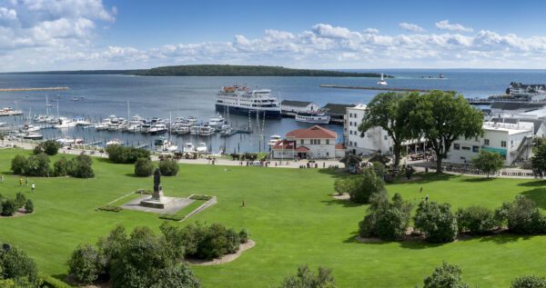 Lilacs & Lighthouses tour