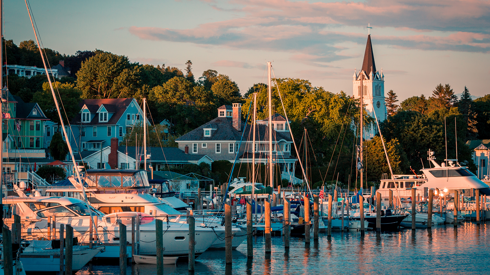 Great Lakes Voyages tour