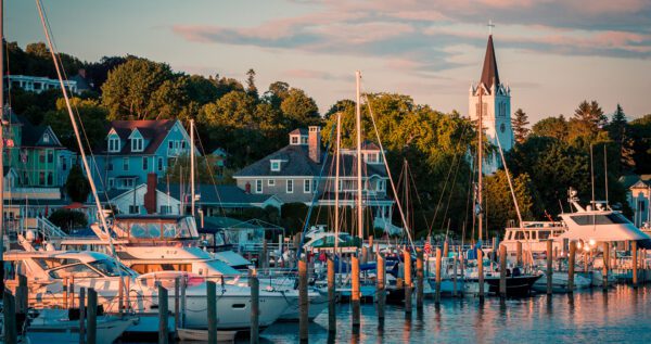 Great Lakes Voyages tour