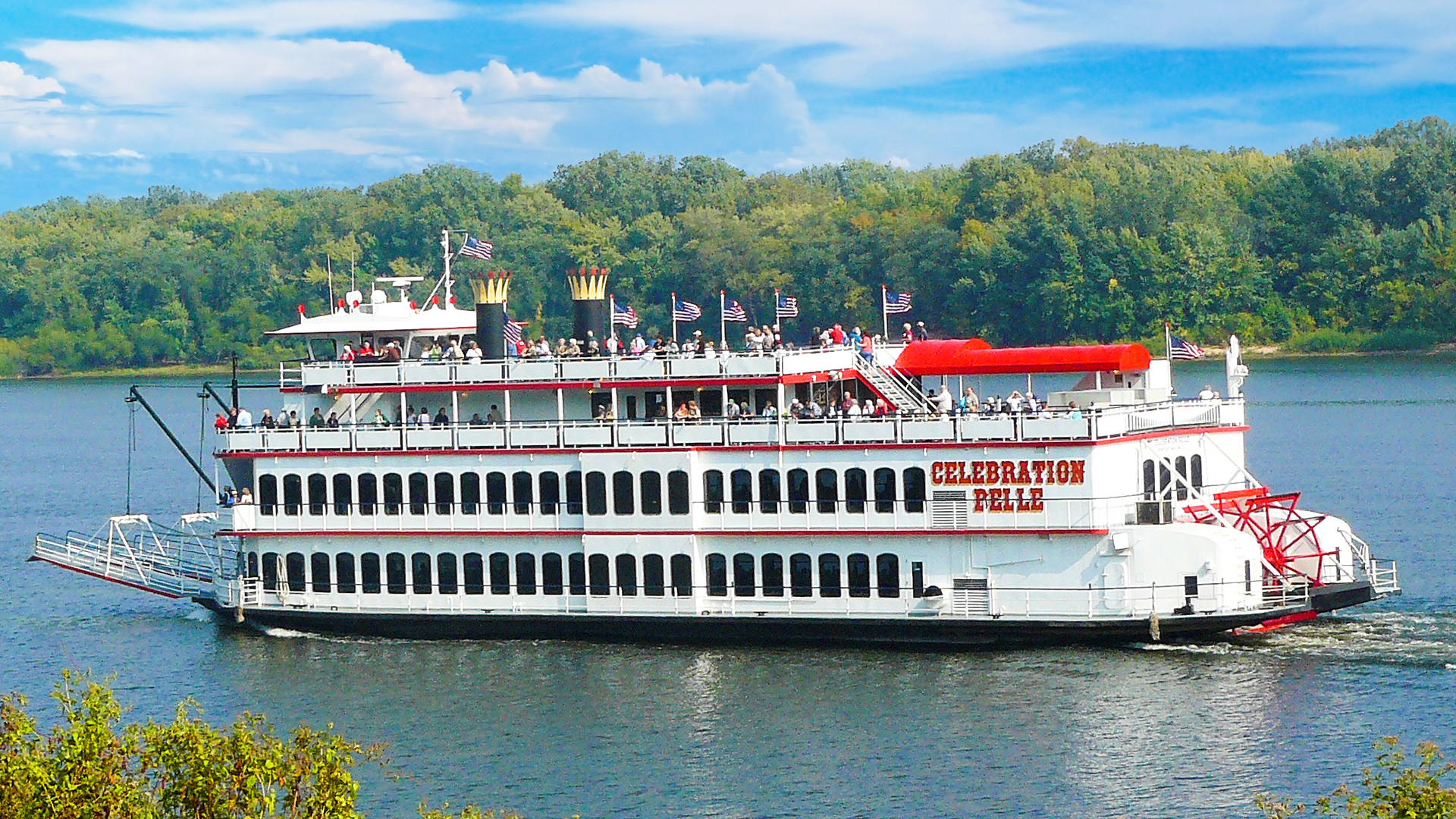 Autumn River Cruise tour