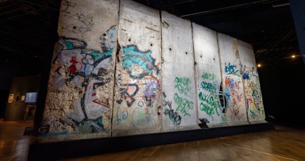 Berlin Wall: A World Divided tour